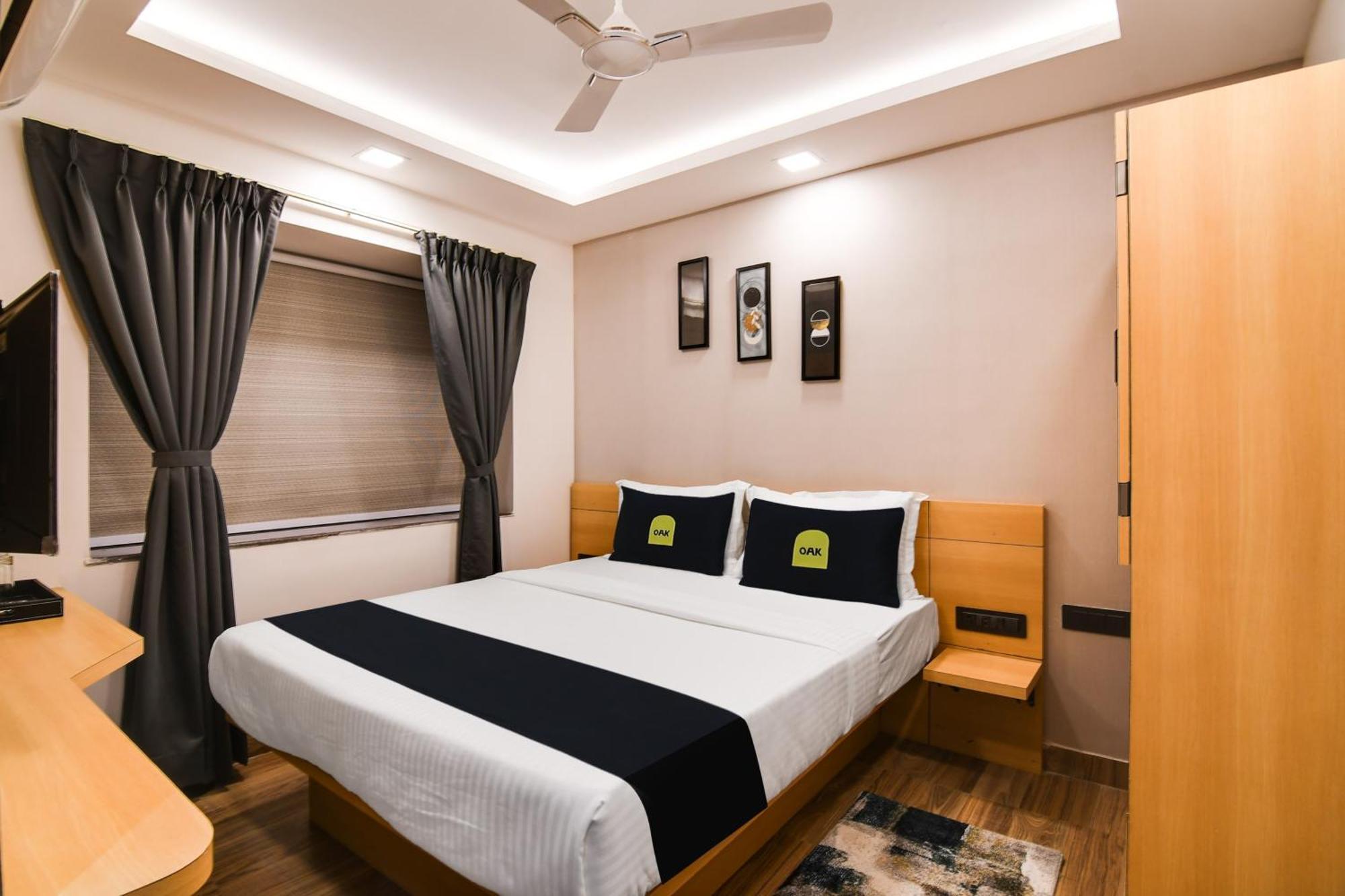 Super Townhouse Oak Sayhallo Ecstasy Μπουμπάνεσβαρ Εξωτερικό φωτογραφία