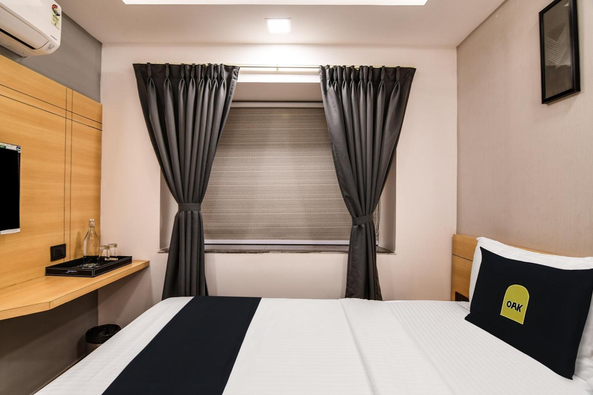 Super Townhouse Oak Sayhallo Ecstasy Μπουμπάνεσβαρ Εξωτερικό φωτογραφία
