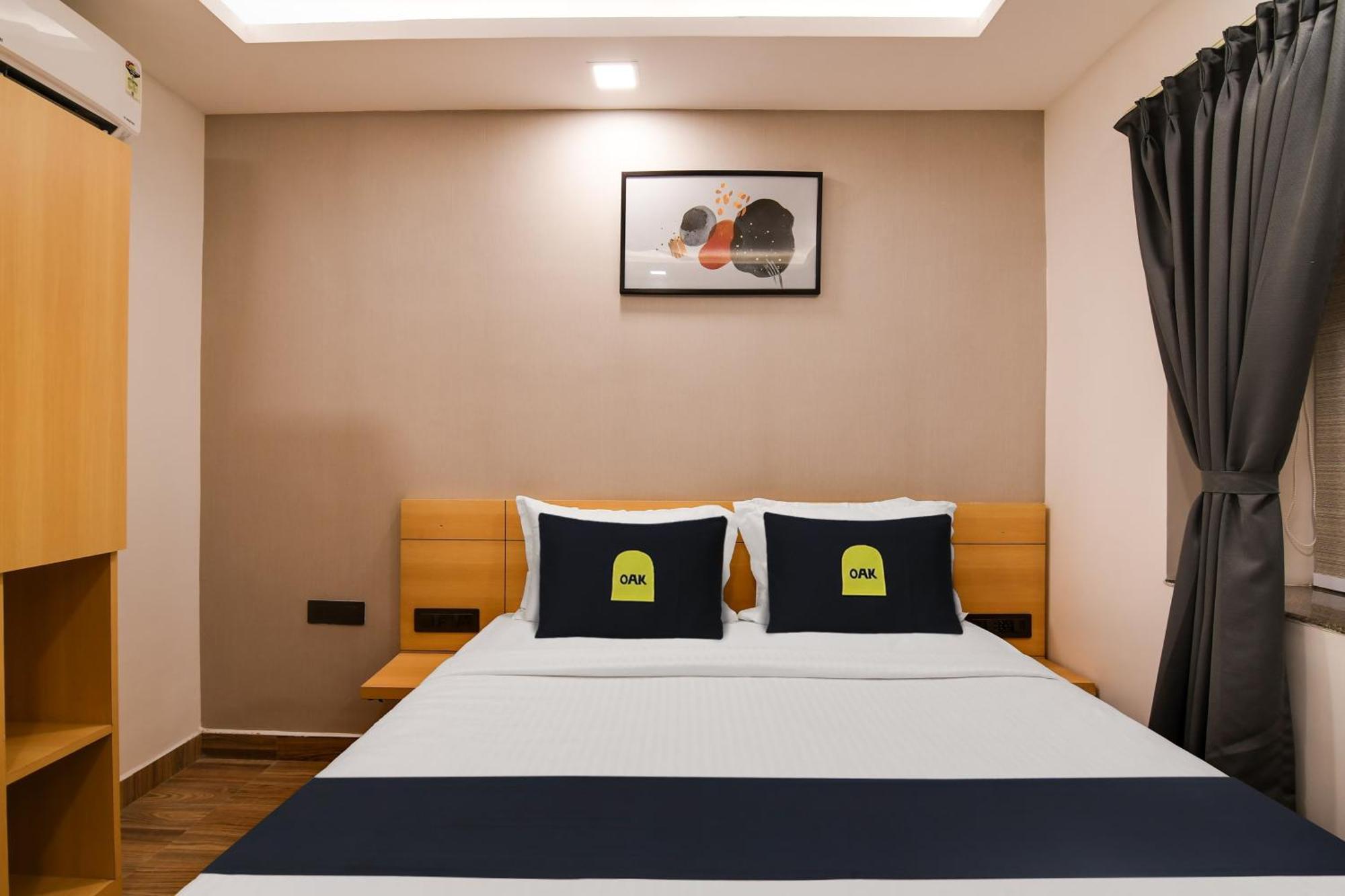 Super Townhouse Oak Sayhallo Ecstasy Μπουμπάνεσβαρ Εξωτερικό φωτογραφία
