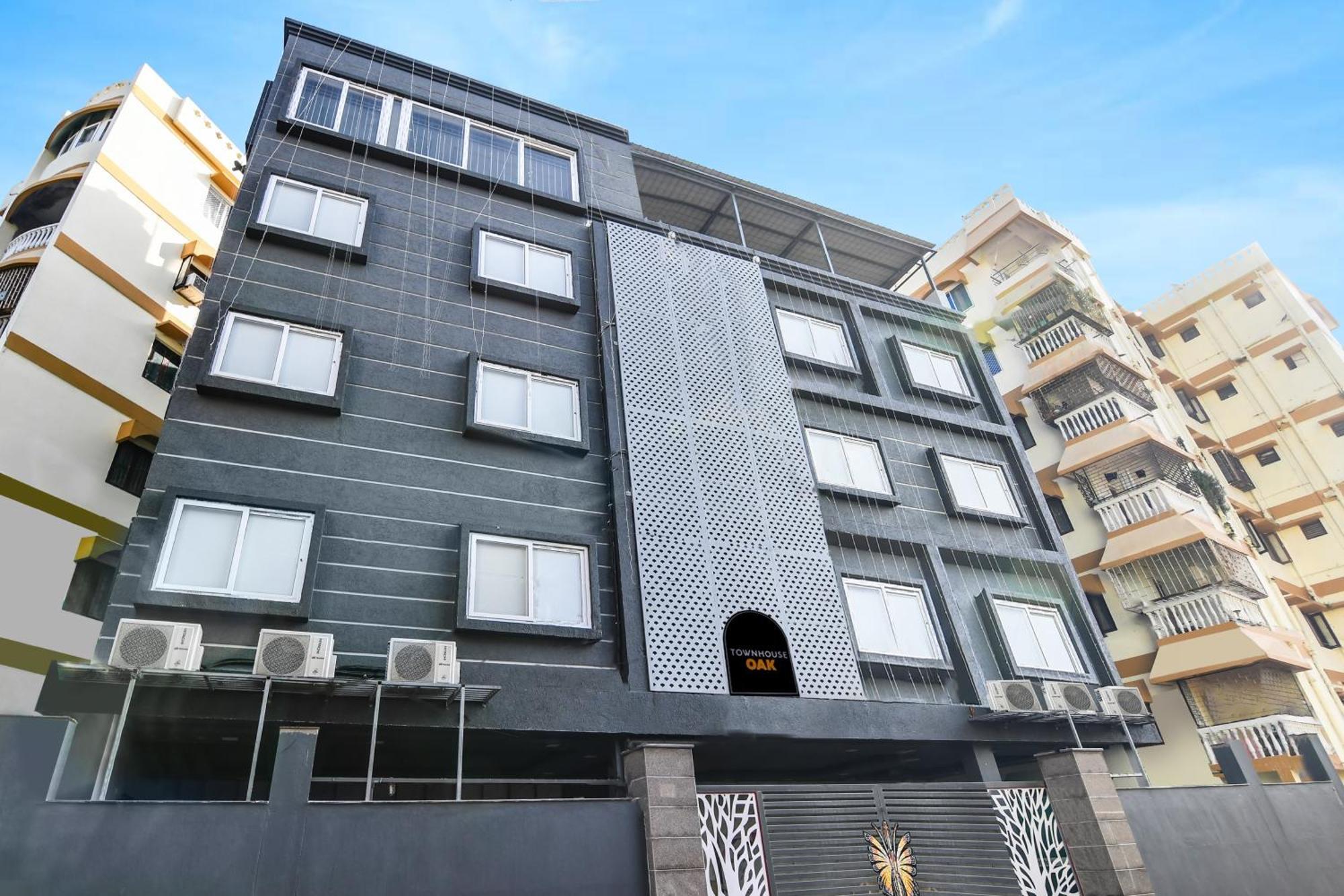 Super Townhouse Oak Sayhallo Ecstasy Μπουμπάνεσβαρ Εξωτερικό φωτογραφία