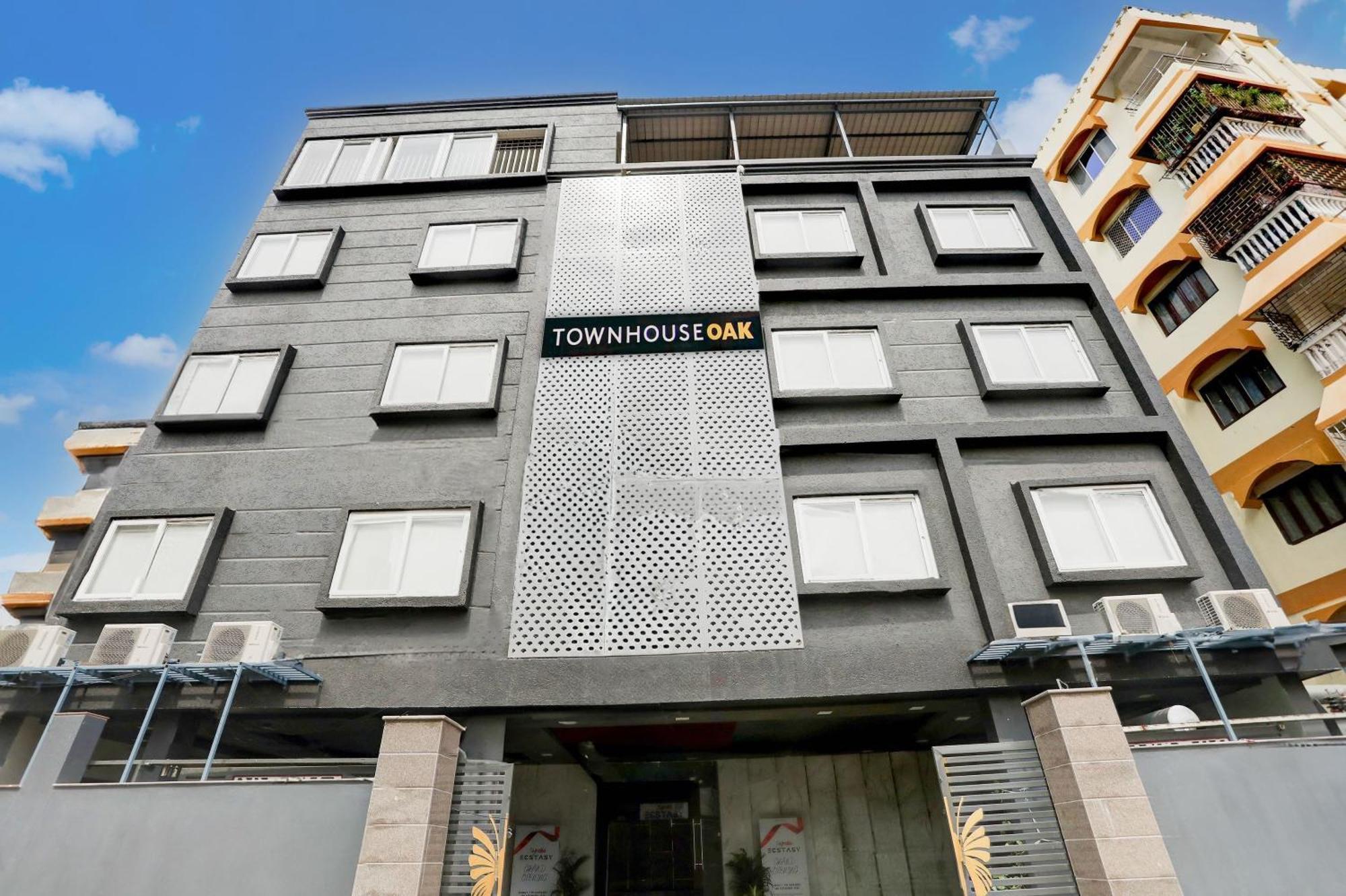 Super Townhouse Oak Sayhallo Ecstasy Μπουμπάνεσβαρ Εξωτερικό φωτογραφία